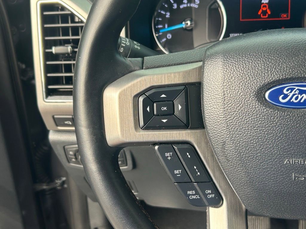 Certified 2022 Ford F350 Platinum image 46
