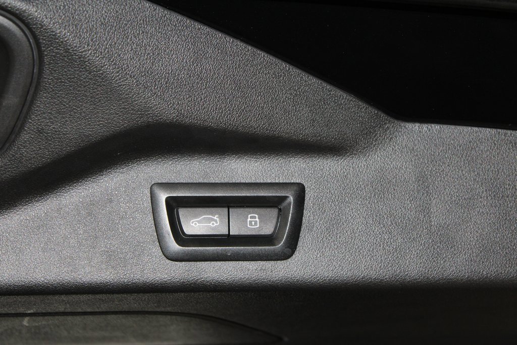 Used 2024 BMW X7 xDrive40i w/ M Sport Package image 54