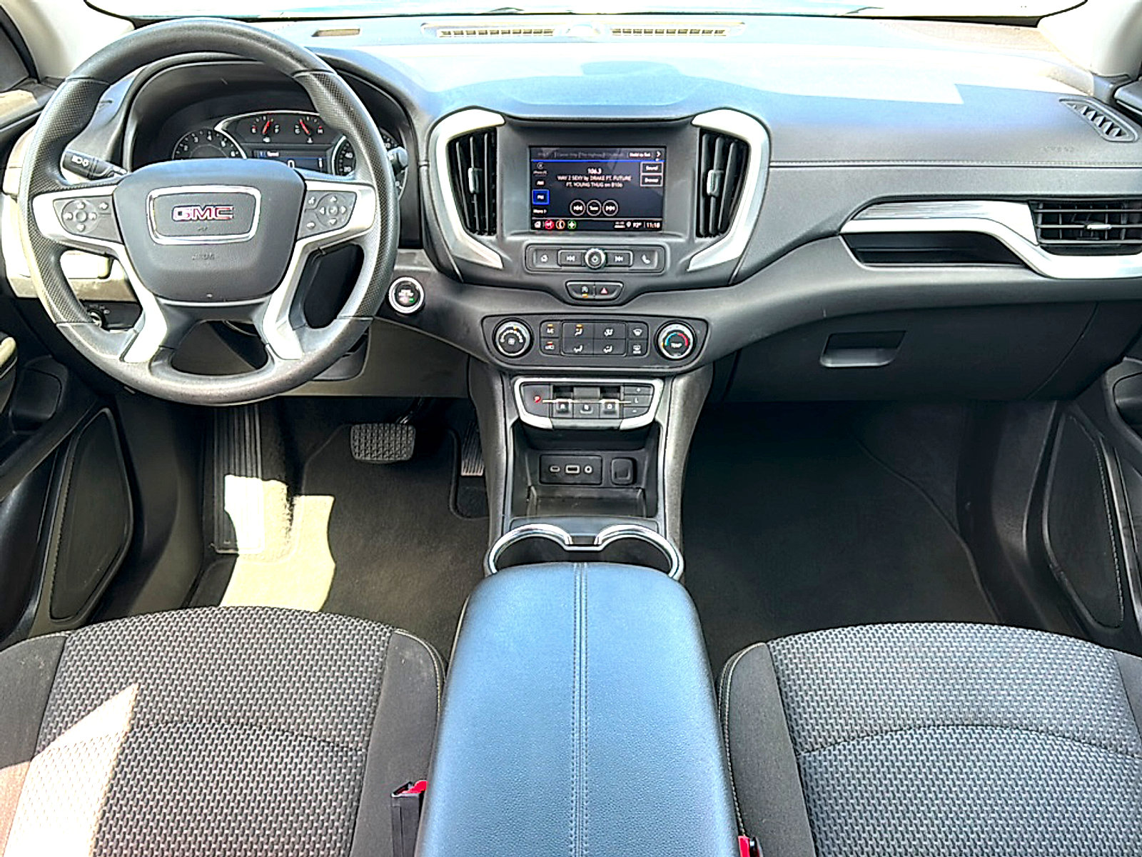 Used 2024 GMC Terrain SLE FWD image 20
