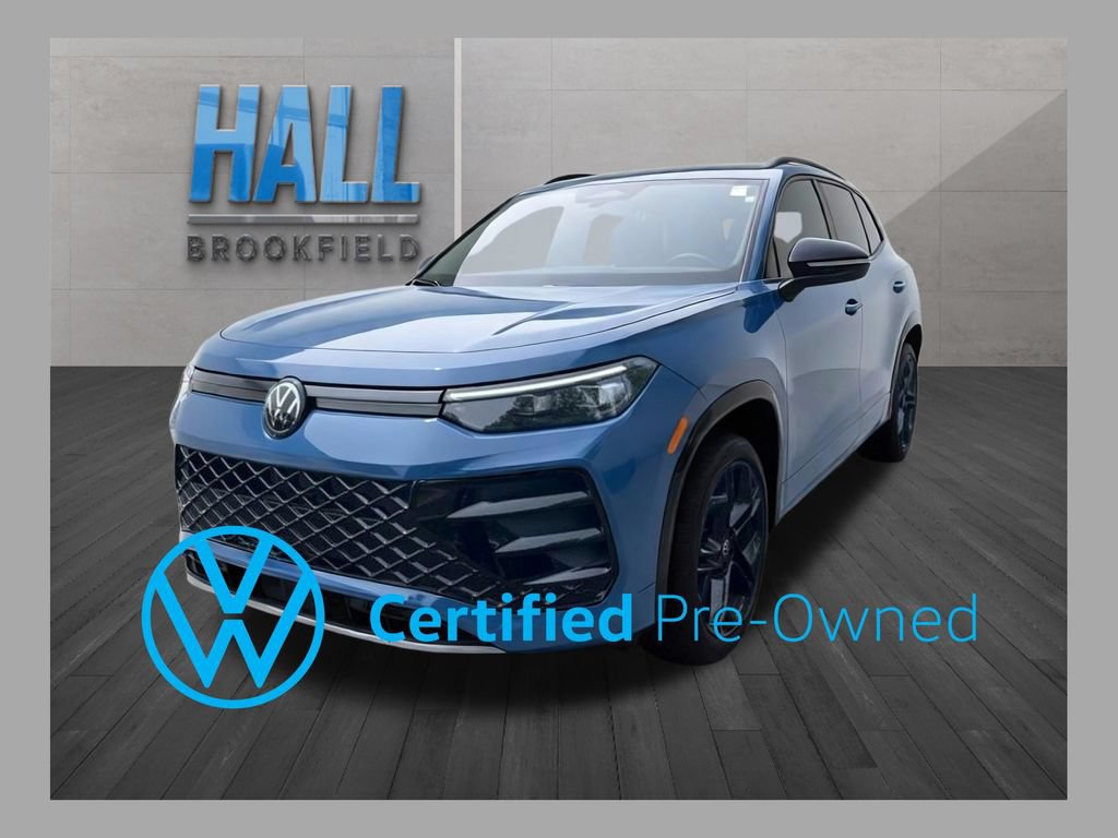 Certified 2026 Volkswagen Tiguan SE R-Line AWD/4WD image 1