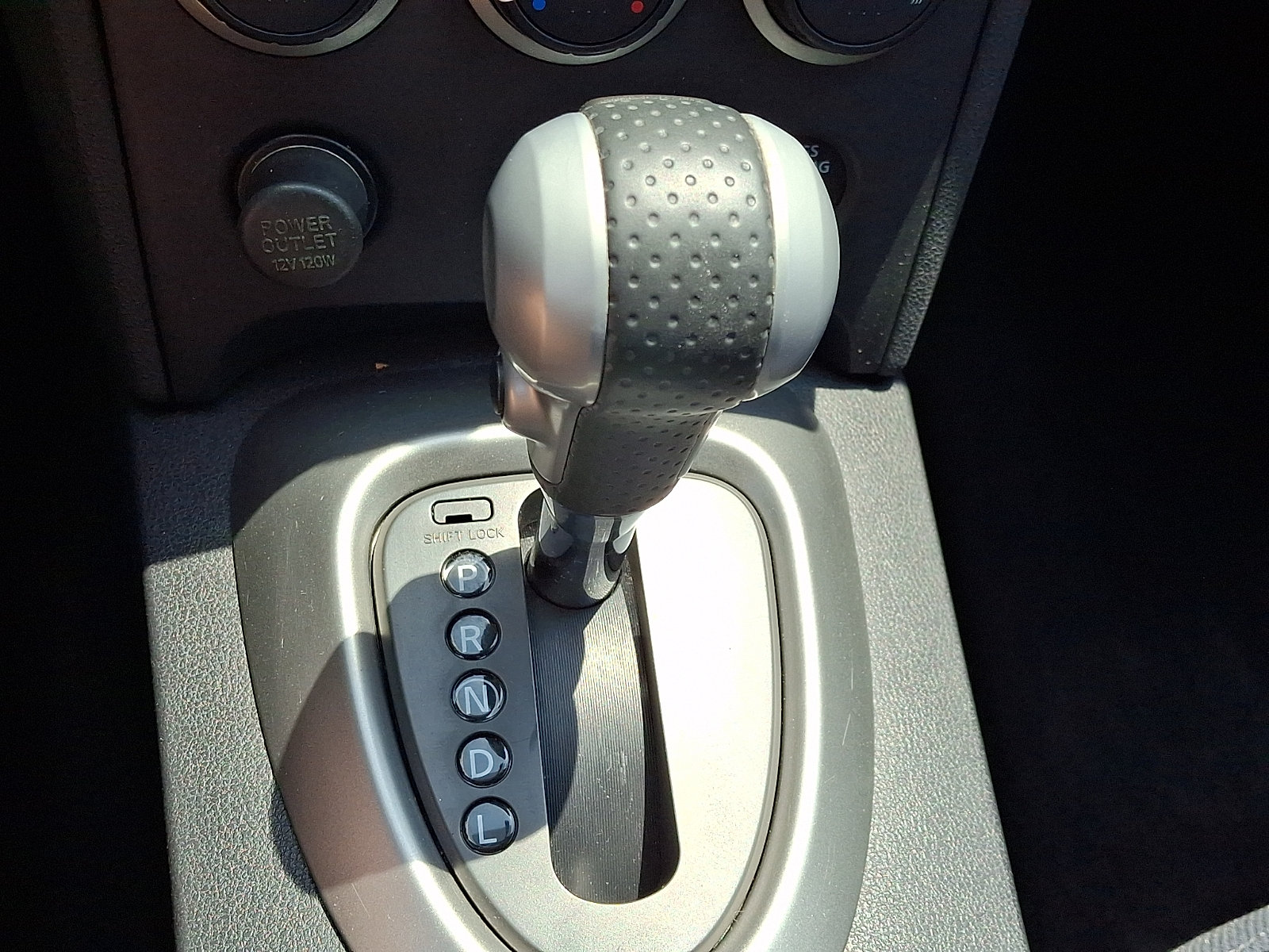 Used 2013 Nissan Rogue SV w/ Premium Pkg AWD/4WD image 15