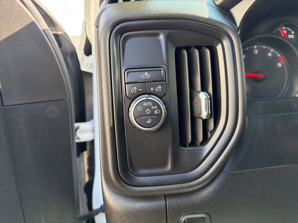 Used 2021 Chevrolet Silverado 2500 Custom w/ Custom Value Package RWD image 24
