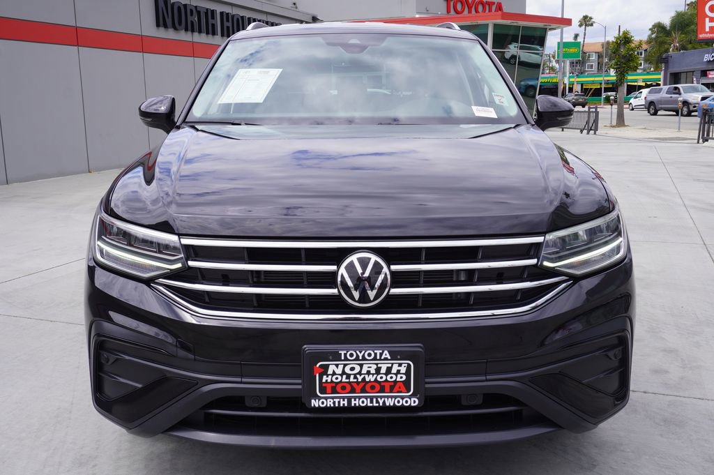 Used 2022 Volkswagen Tiguan SE FWD image 3