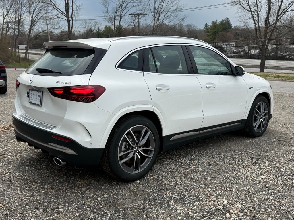 New 2026 Mercedes-Benz GLA 35 AMG 4MATIC image 7