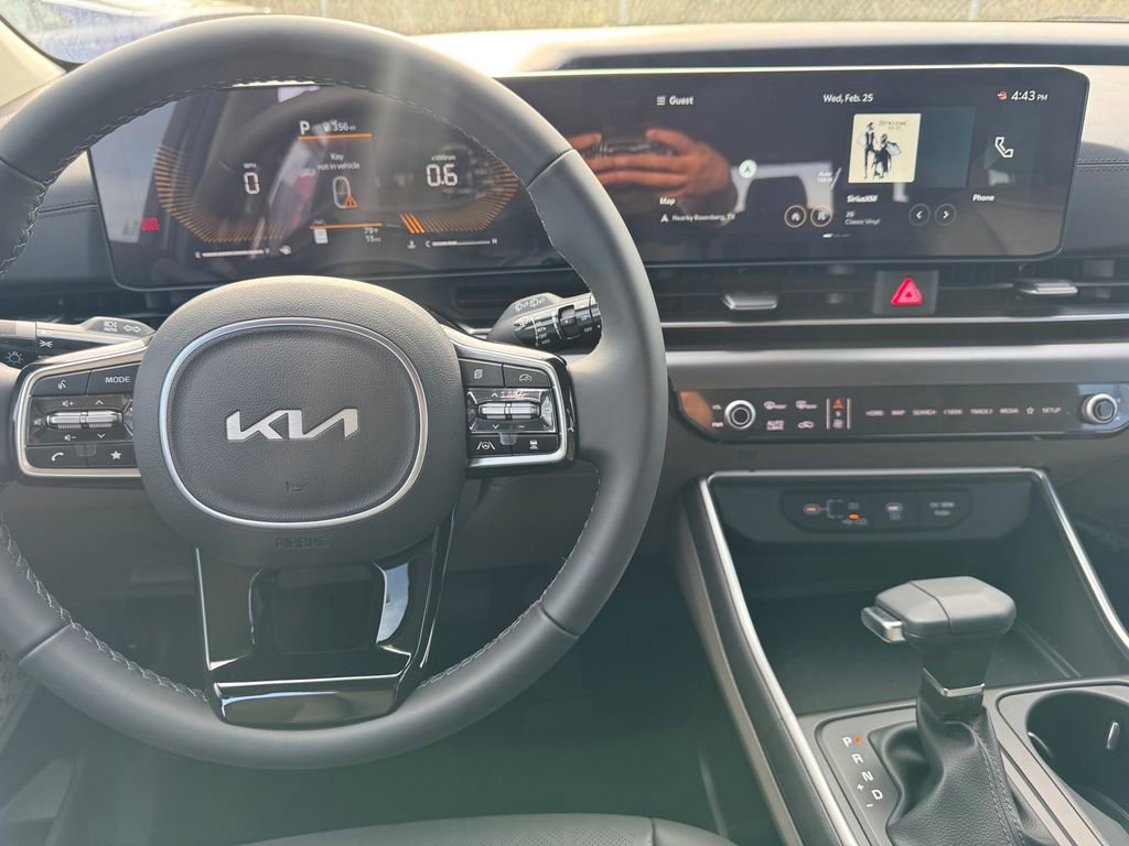 New 2026 Kia Carnival image 15