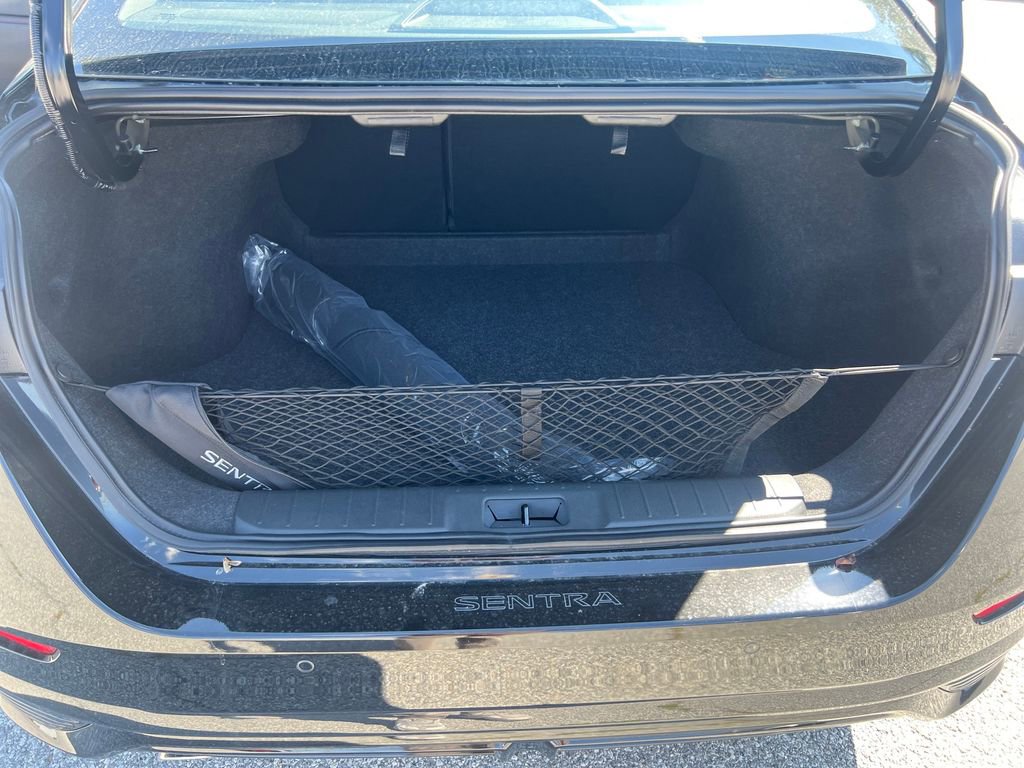 New 2025 Nissan Sentra SR w/ Trunk Package image 22