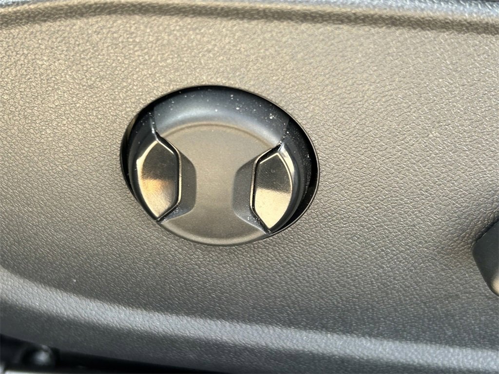 Used 2024 Volkswagen GTI SE image 28