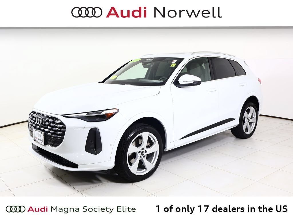 Used 2025 Audi Q5 Premium Plus w/ Premium Plus AWD/4WD image 12