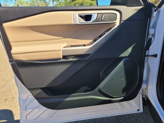 Certified 2023 Ford Explorer XLT w/ Equipment Group 202A image 16