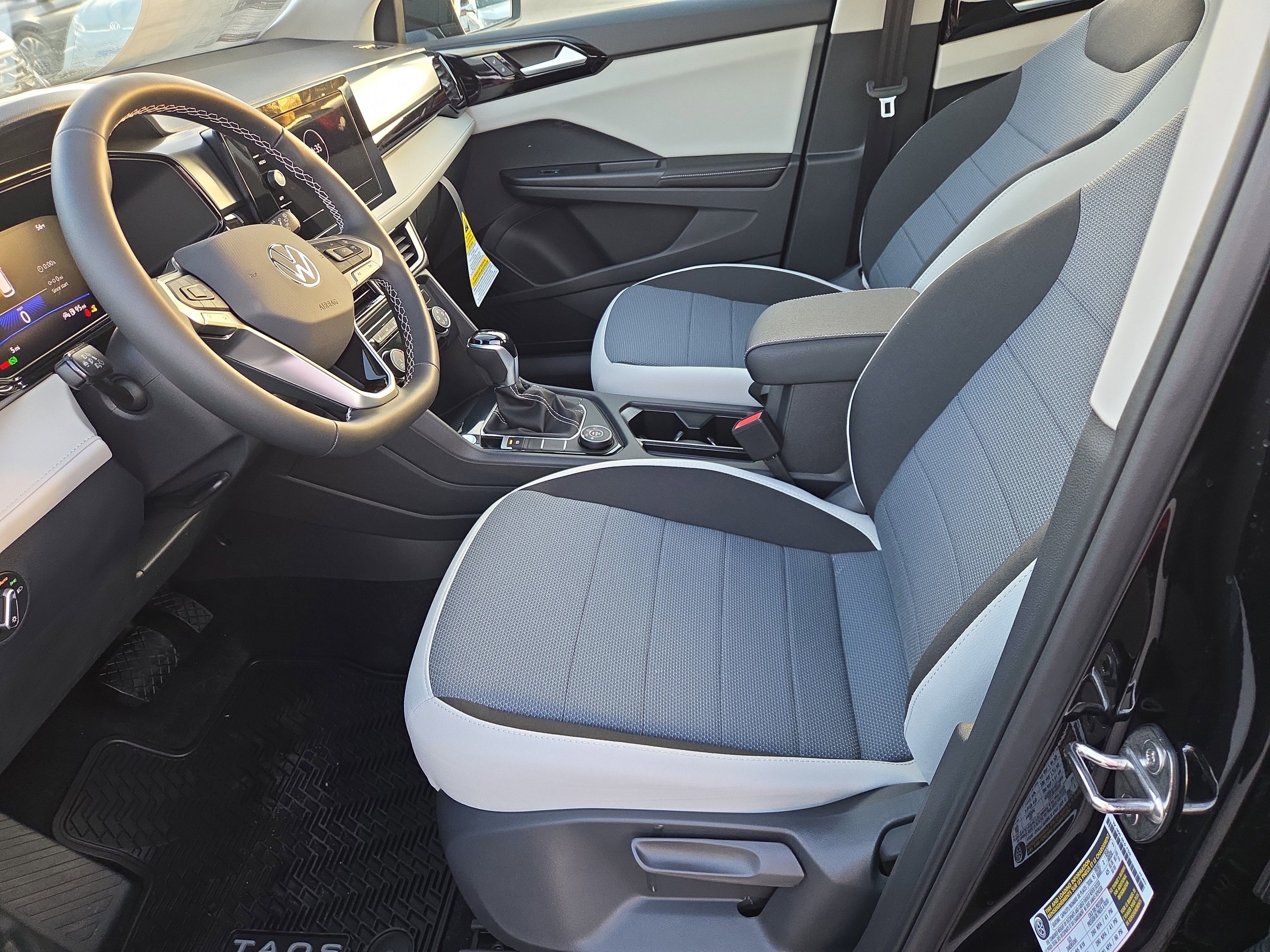 New 2026 Volkswagen Taos S image 4