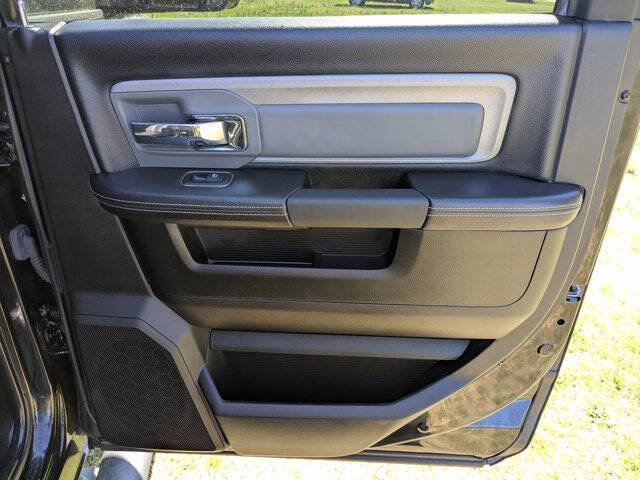 Used 2018 RAM 2500 Power Wagon w/ Leather & Luxury Group image 31