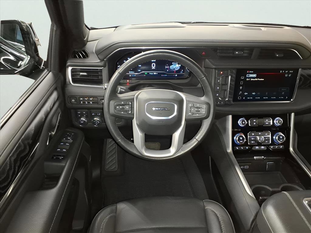 Certified 2023 GMC Yukon Denali image 8
