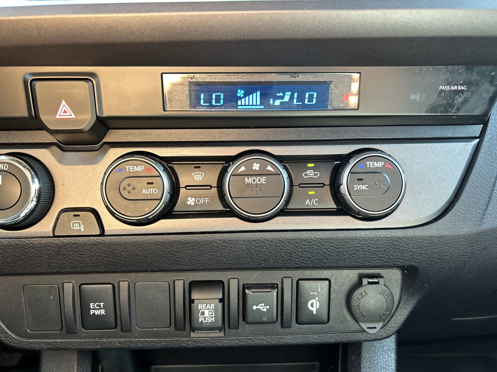 Used 2023 Toyota Tacoma TRD Off-Road AWD/4WD image 16