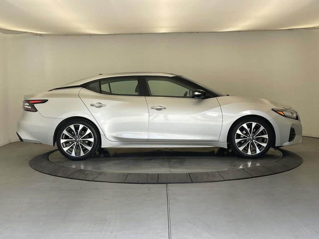Used 2019 Nissan Maxima Platinum w/ Sport Mat Group FWD image 6