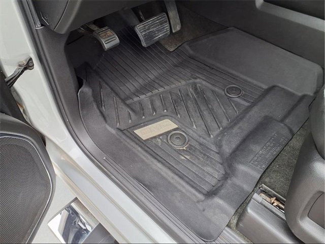 Used 2018 GMC Sierra 1500 SLT w/ SLT Premium Package image 21