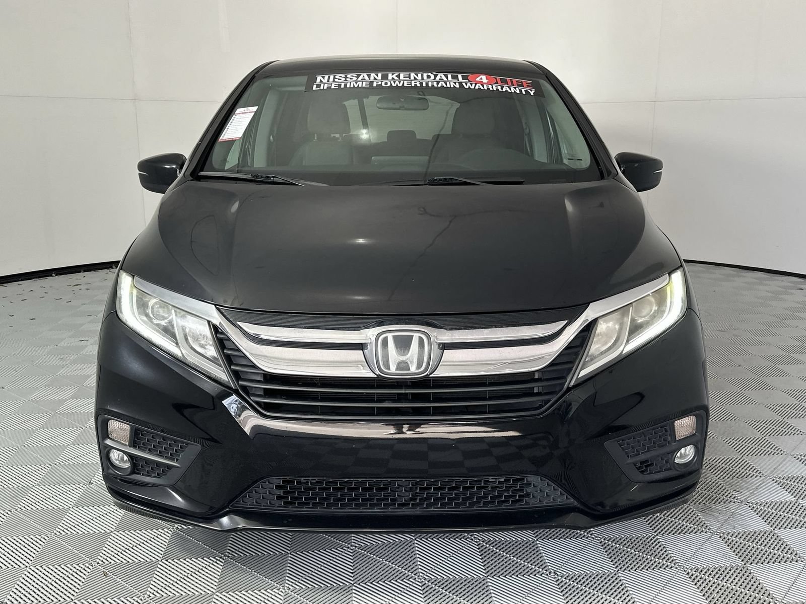 Used 2019 Honda Odyssey EX image 3