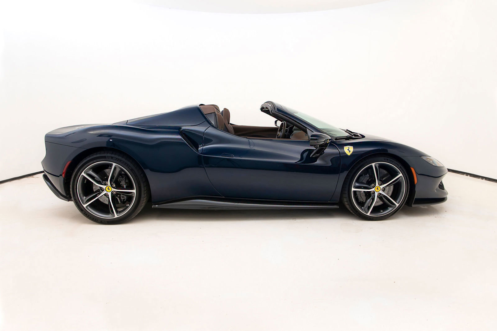 Certified 2023 Ferrari 296 GTS RWD image 3