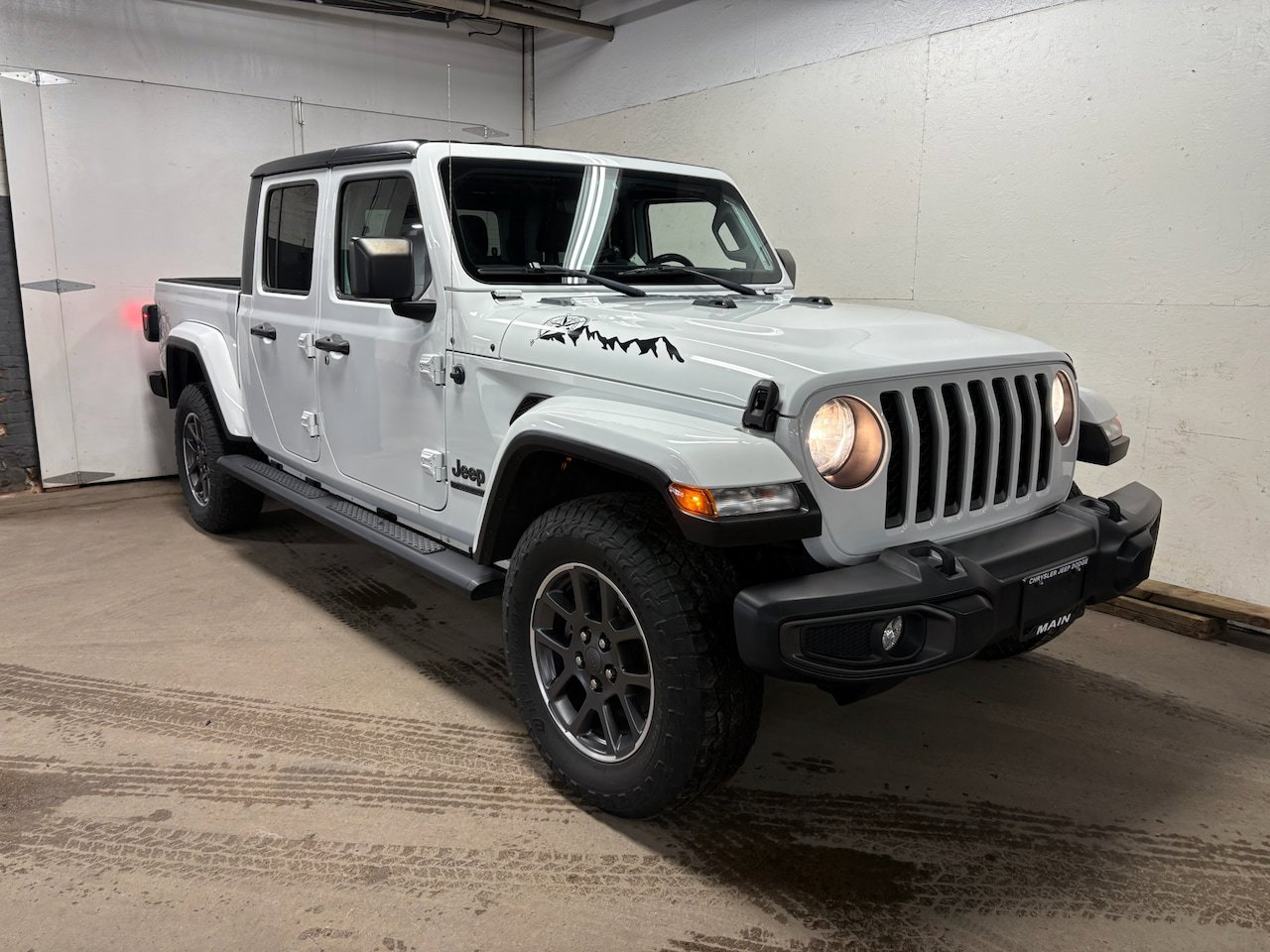 Used 2021 Jeep Gladiator Sport w/ Quick Order Package 24Q 80Th image 1