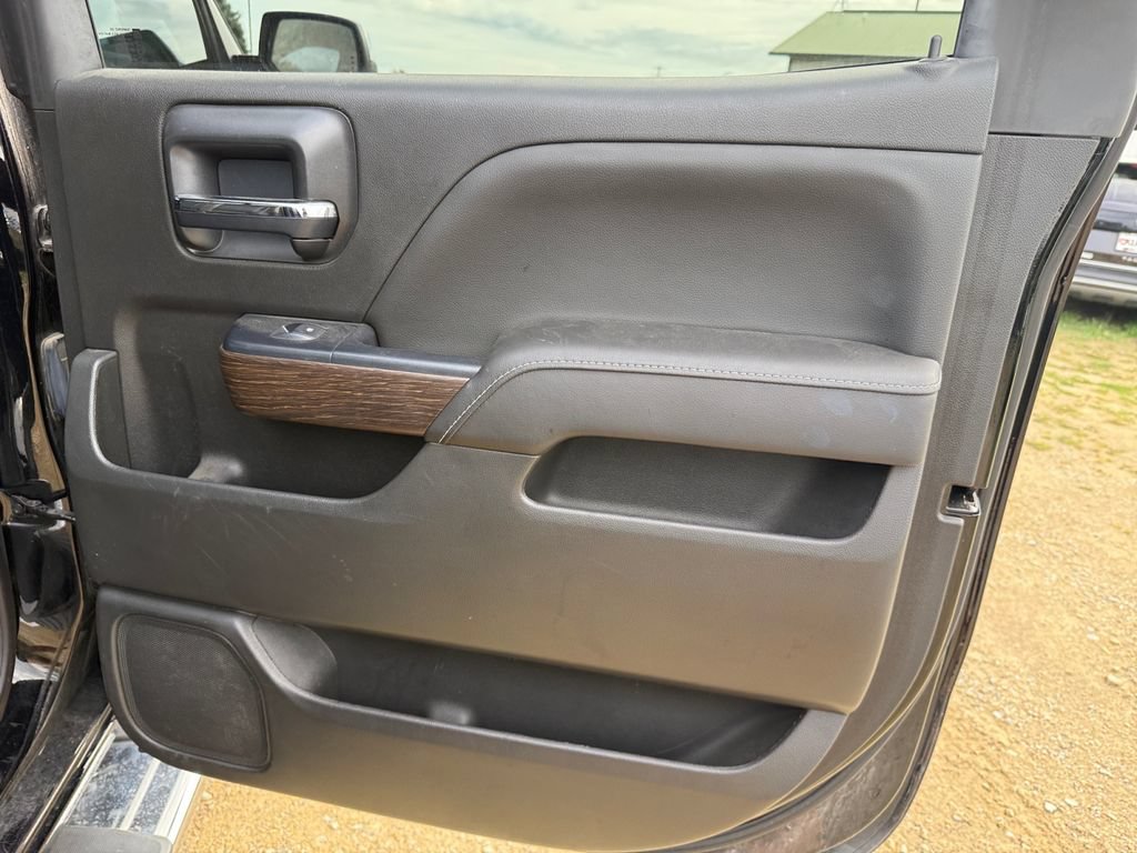 Used 2017 GMC Sierra 1500 Denali AWD/4WD image 37