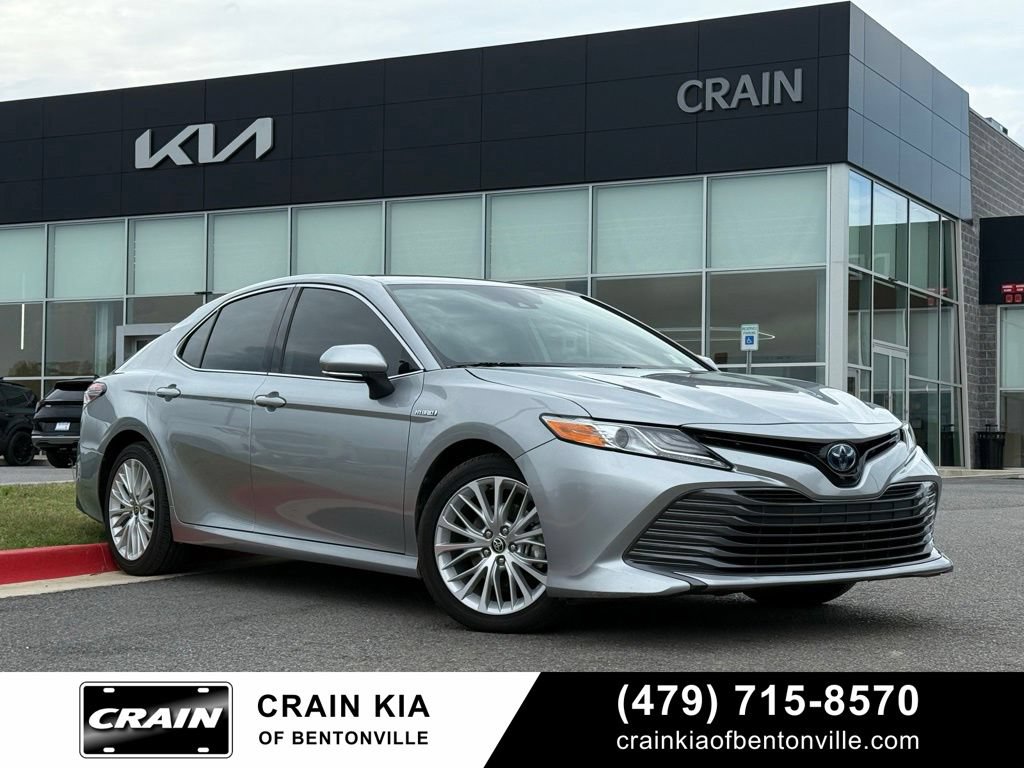 Used 2020 Toyota Camry XLE