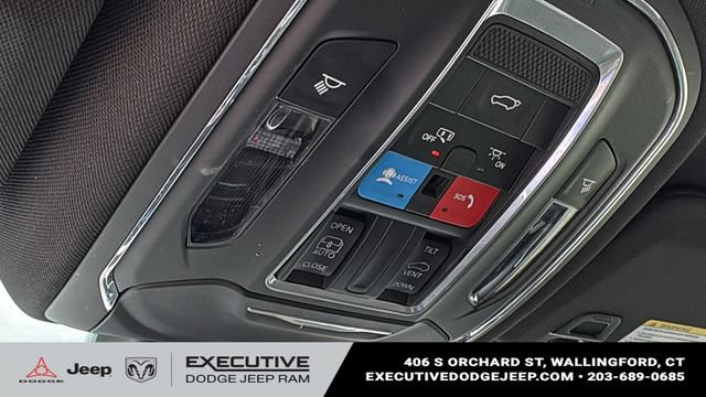 Used 2023 Jeep Grand Cherokee L Laredo AWD/4WD image 21