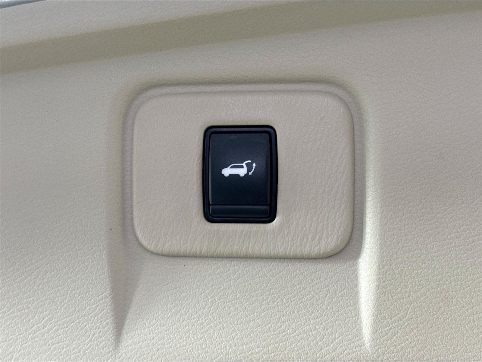 Used 2018 Nissan Murano SL w/ Cargo Package FWD image 43