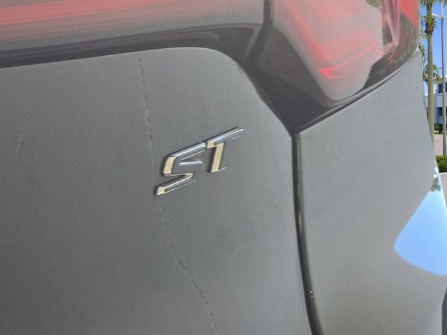 Used 2024 Buick Encore GX Sport Touring w/ Advanced Technology Package FWD image 7