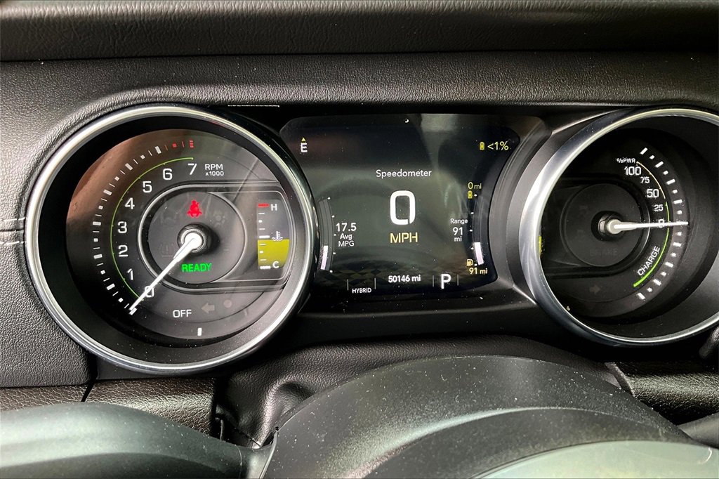 Used 2023 Jeep Wrangler Unlimited Sahara image 25