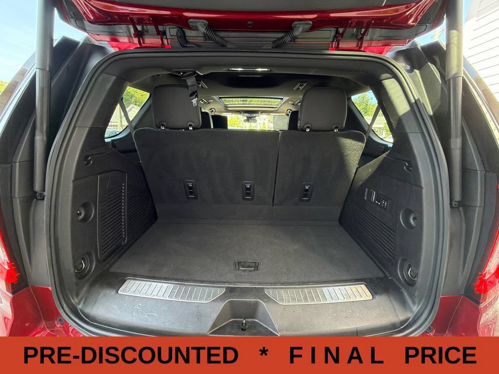 Used 2023 GMC Yukon AT4 w/ AT4 Premium Package AWD/4WD image 72