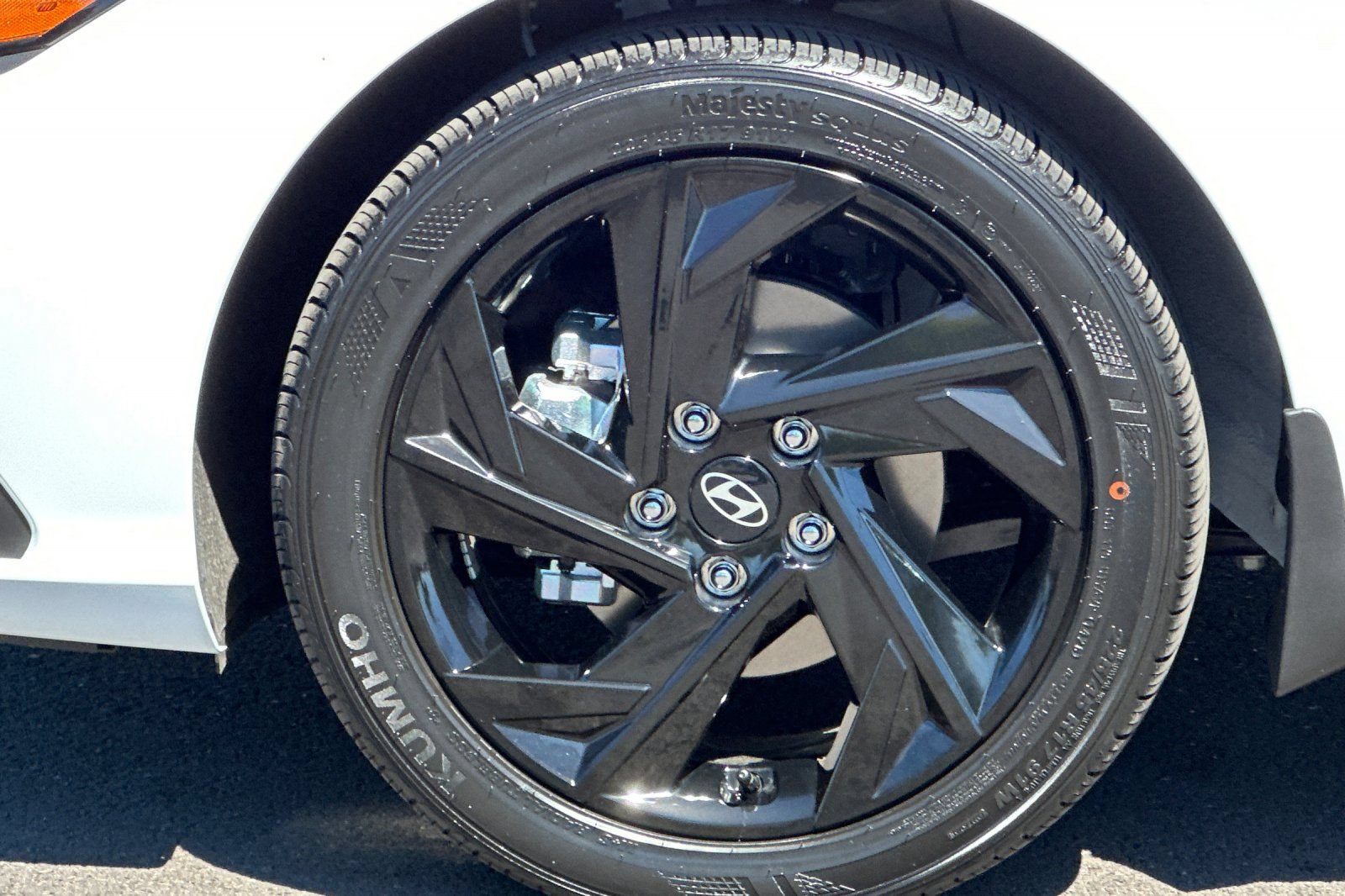 New 2026 Hyundai Elantra Sport FWD image 22