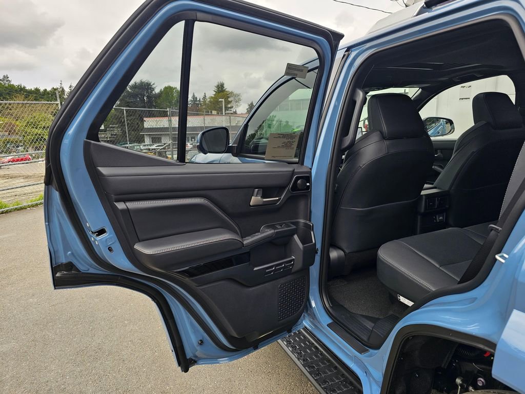 New 2026 Toyota 4Runner Limited AWD/4WD image 15