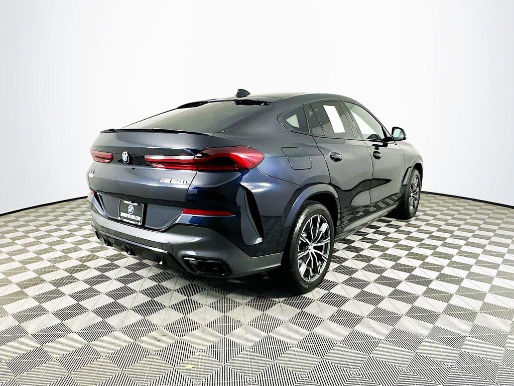 Used 2022 BMW X6 M50i w/ Premium Package image 9