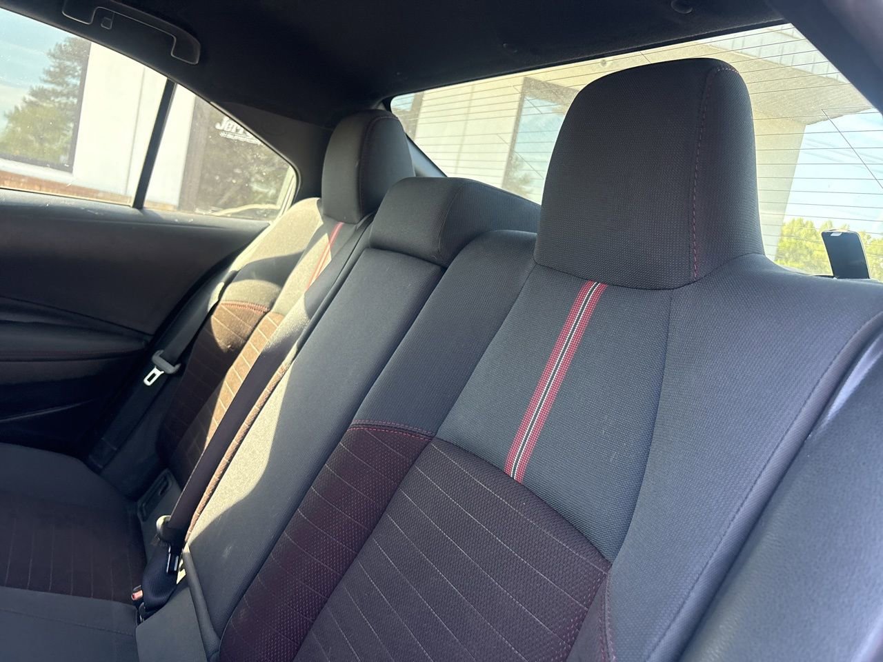 Used 2023 Toyota Corolla SE image 5