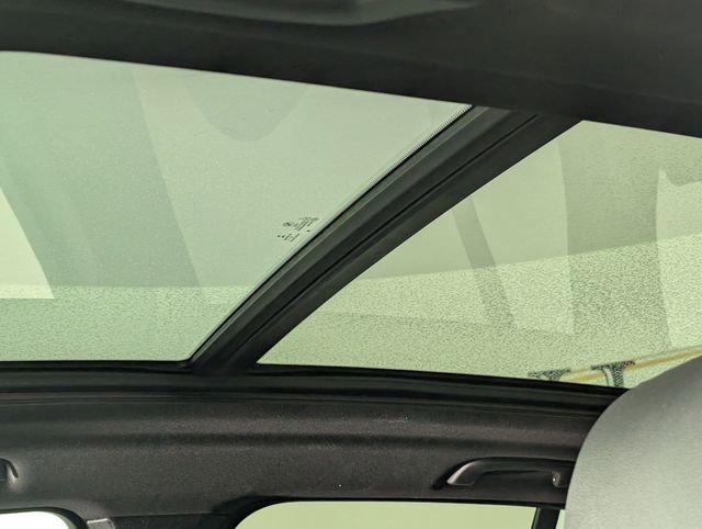 Used 2021 BMW X5 xDrive40i w/ M Sport Package image 13