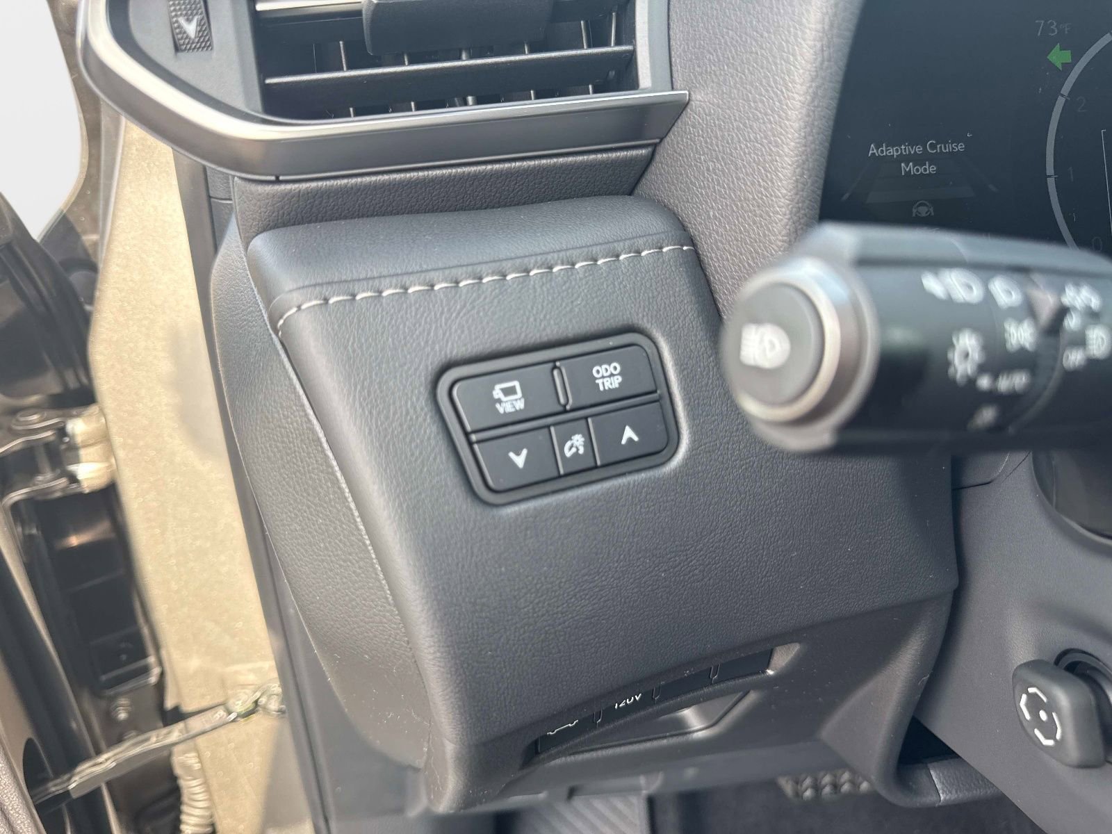 New 2026 Lexus LX 700h Luxury image 30