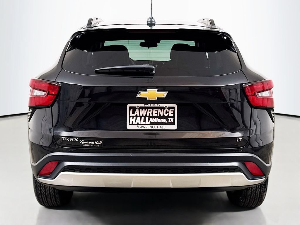 Certified 2026 Chevrolet Trax LT FWD image 5
