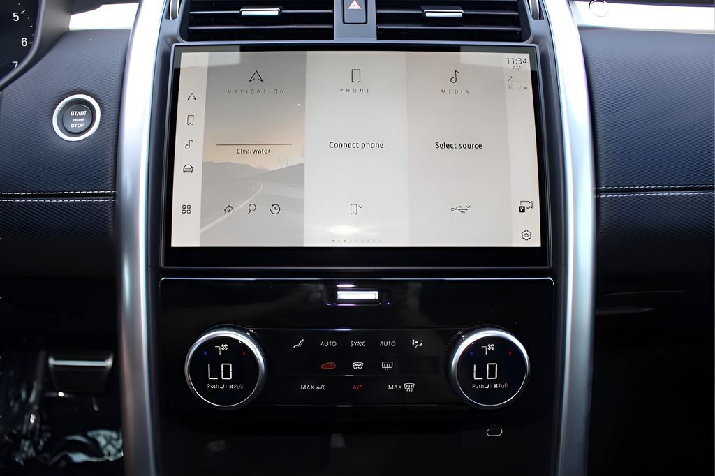 New 2025 Land Rover Discovery Dynamic SE AWD/4WD image 21