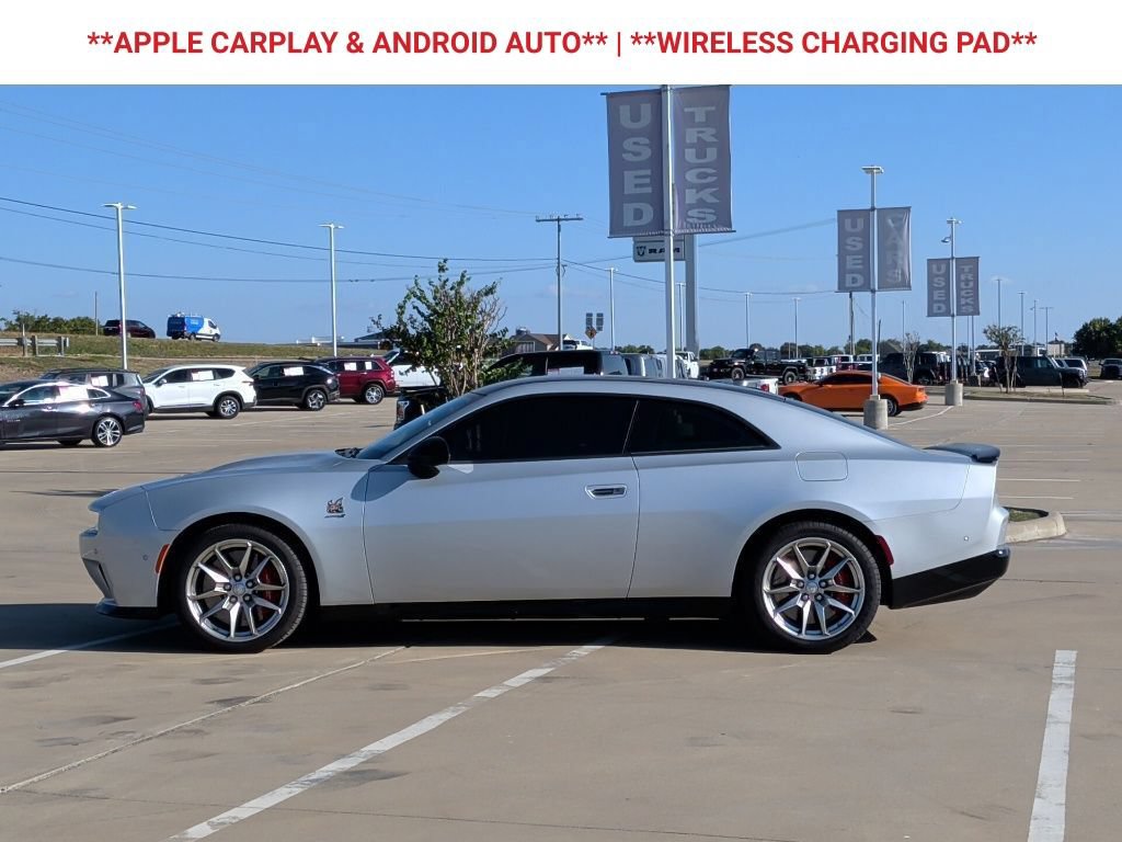 Used 2024 Dodge Charger Daytona Scat Pack w/ Plus Group AWD/4WD image 6