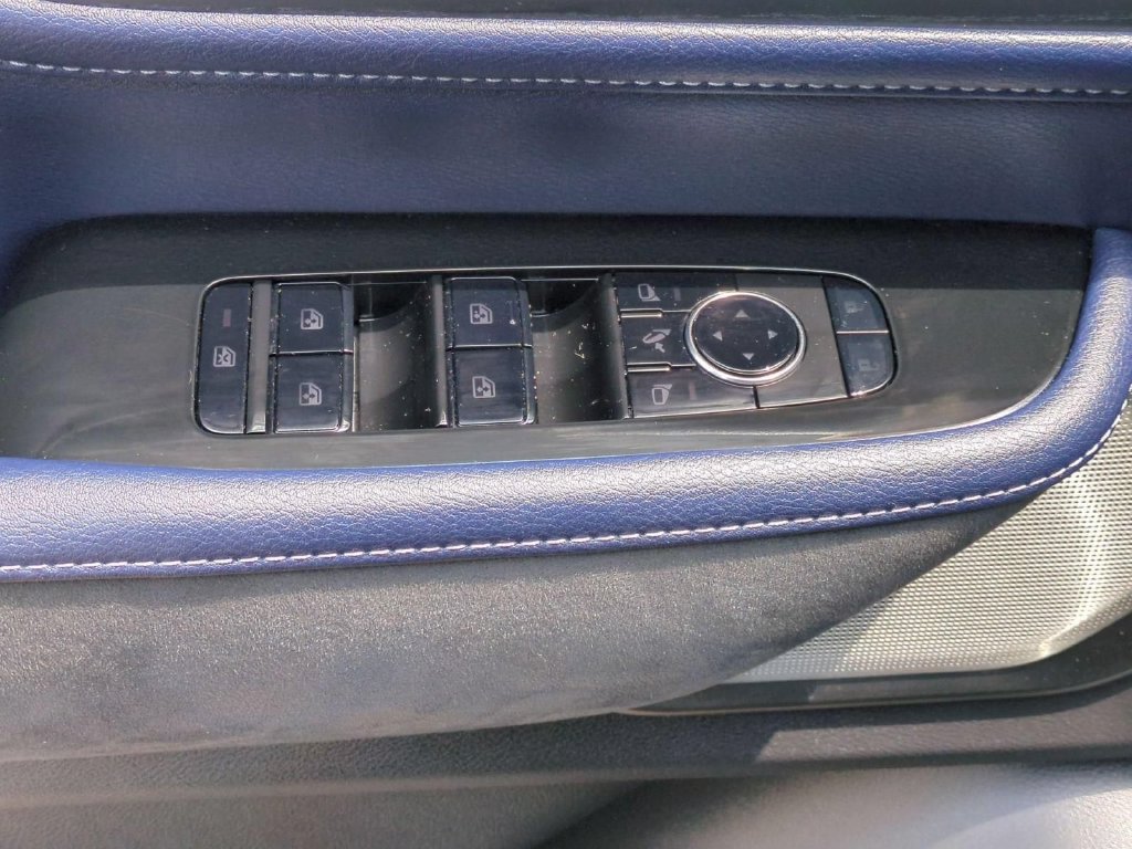 Used 2026 INFINITI QX80 4WD image 16