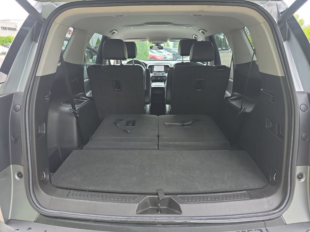 Used 2023 GMC Acadia SLT w/ Preferred Package FWD image 38