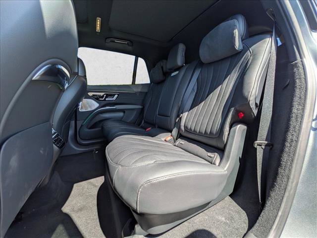 New 2026 Mercedes-Benz EQS 400 4MATIC SUV image 15