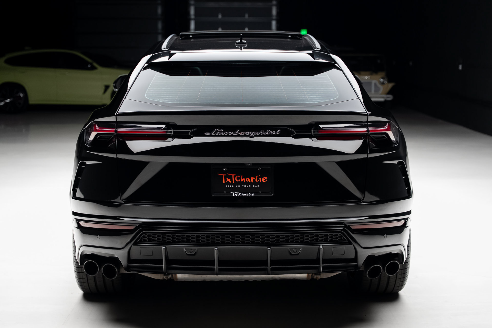 Used 2019 Lamborghini Urus AWD/4WD image 25