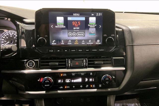 Used 2023 Nissan Pathfinder SL image 15