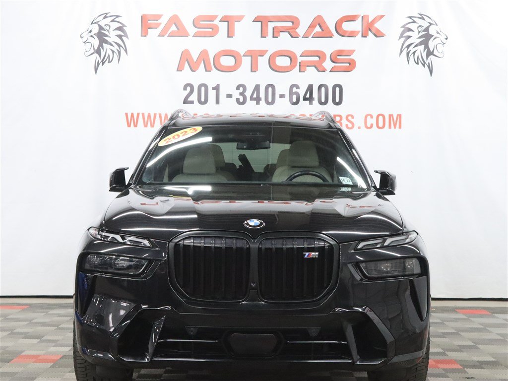 Used 2023 BMW X7 M60i w/ Executive Package AWD/4WD image 2