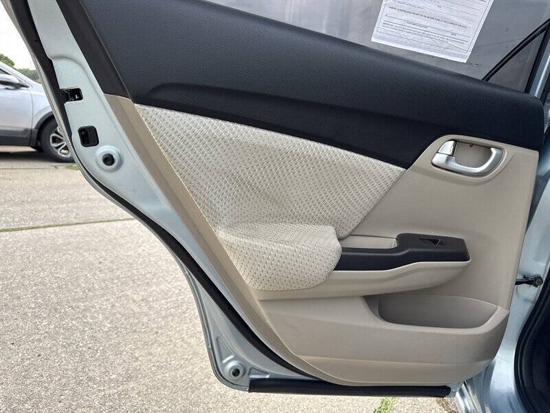 Used 2014 Honda Civic Hybrid Sedan image 20