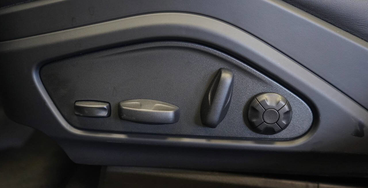 Used 2023 Porsche Panamera Turbo S image 52