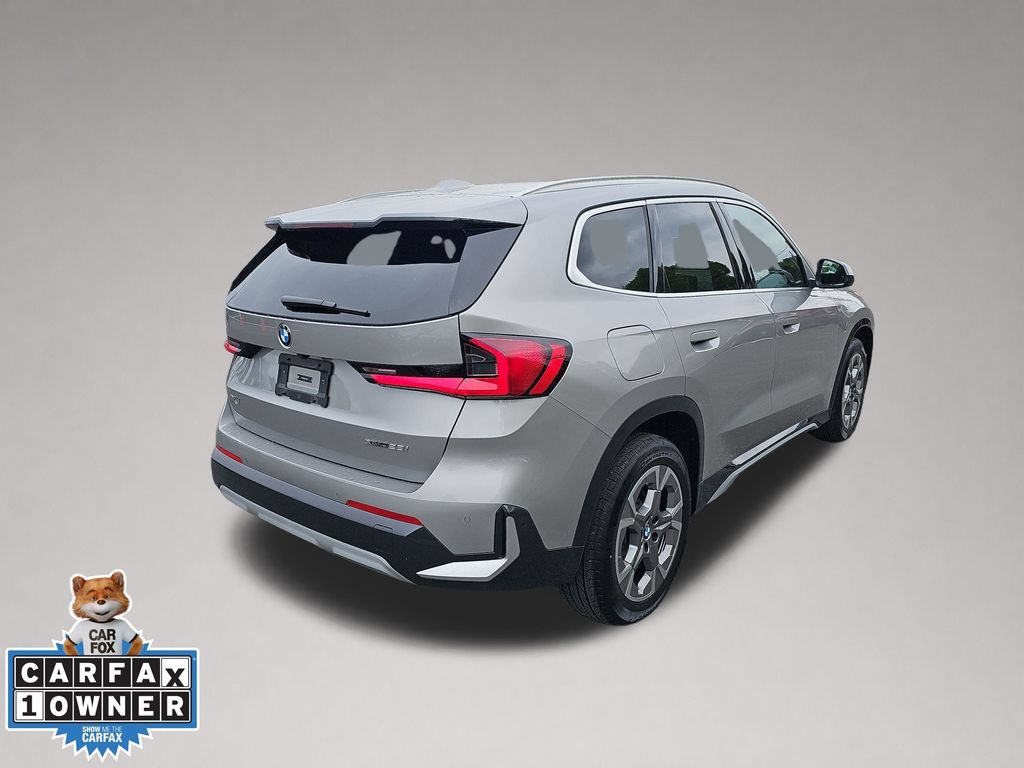 Certified 2026 BMW X1 xDrive28i w/ Technology Package AWD/4WD image 3
