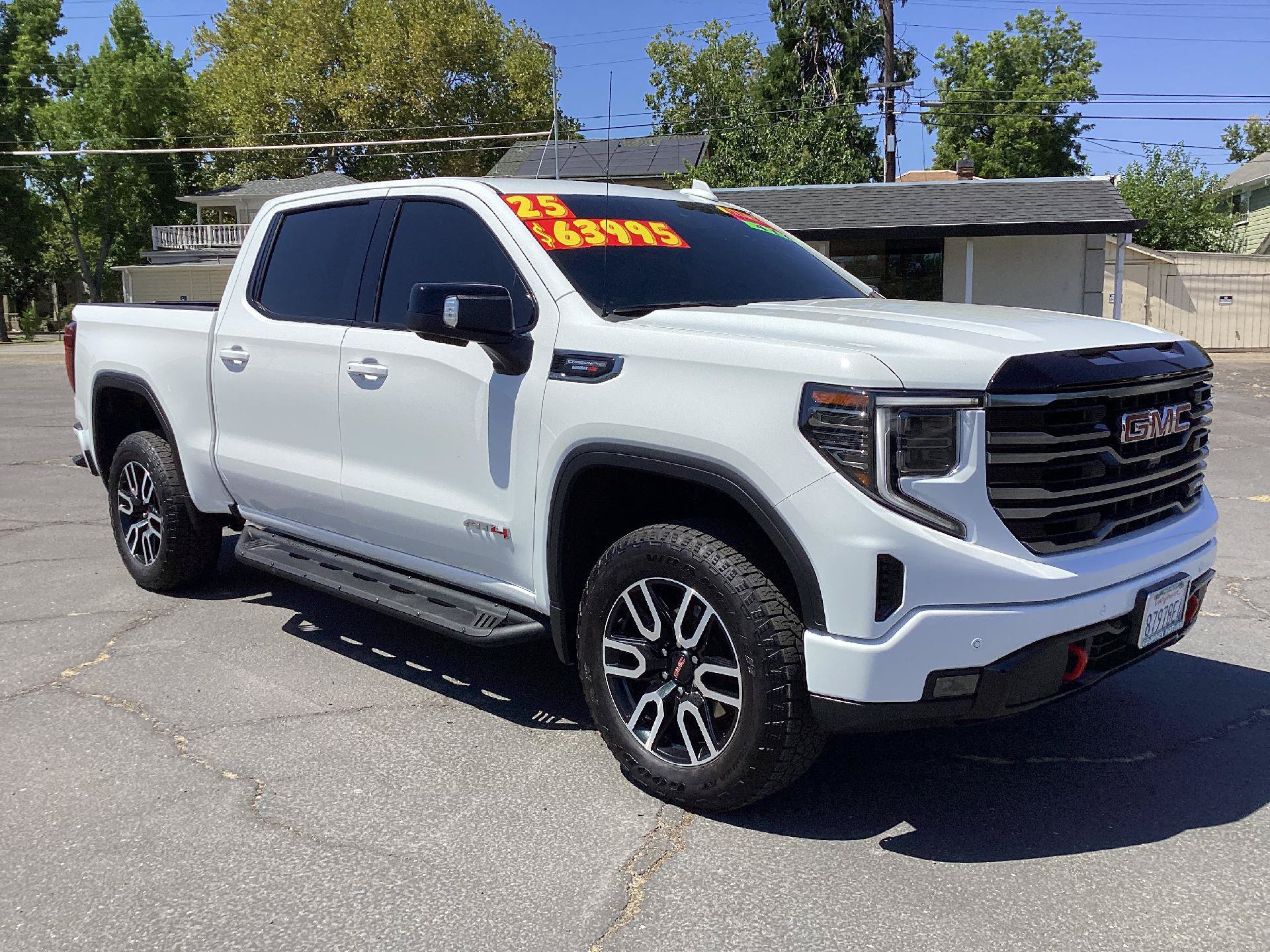 Used 2025 GMC Sierra 1500 AT4 w/ AT4 Premium Package