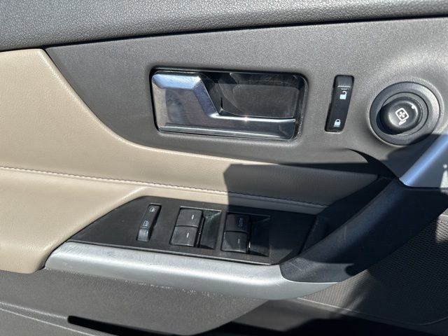 Used 2013 Ford Edge SEL image 33