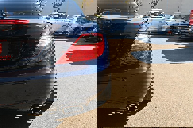 Used 2015 Mercedes-Benz SLK 250 image 11